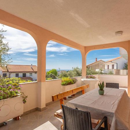 Stunning Apartment In Krk With Kitchen Krk Town Exteriör bild