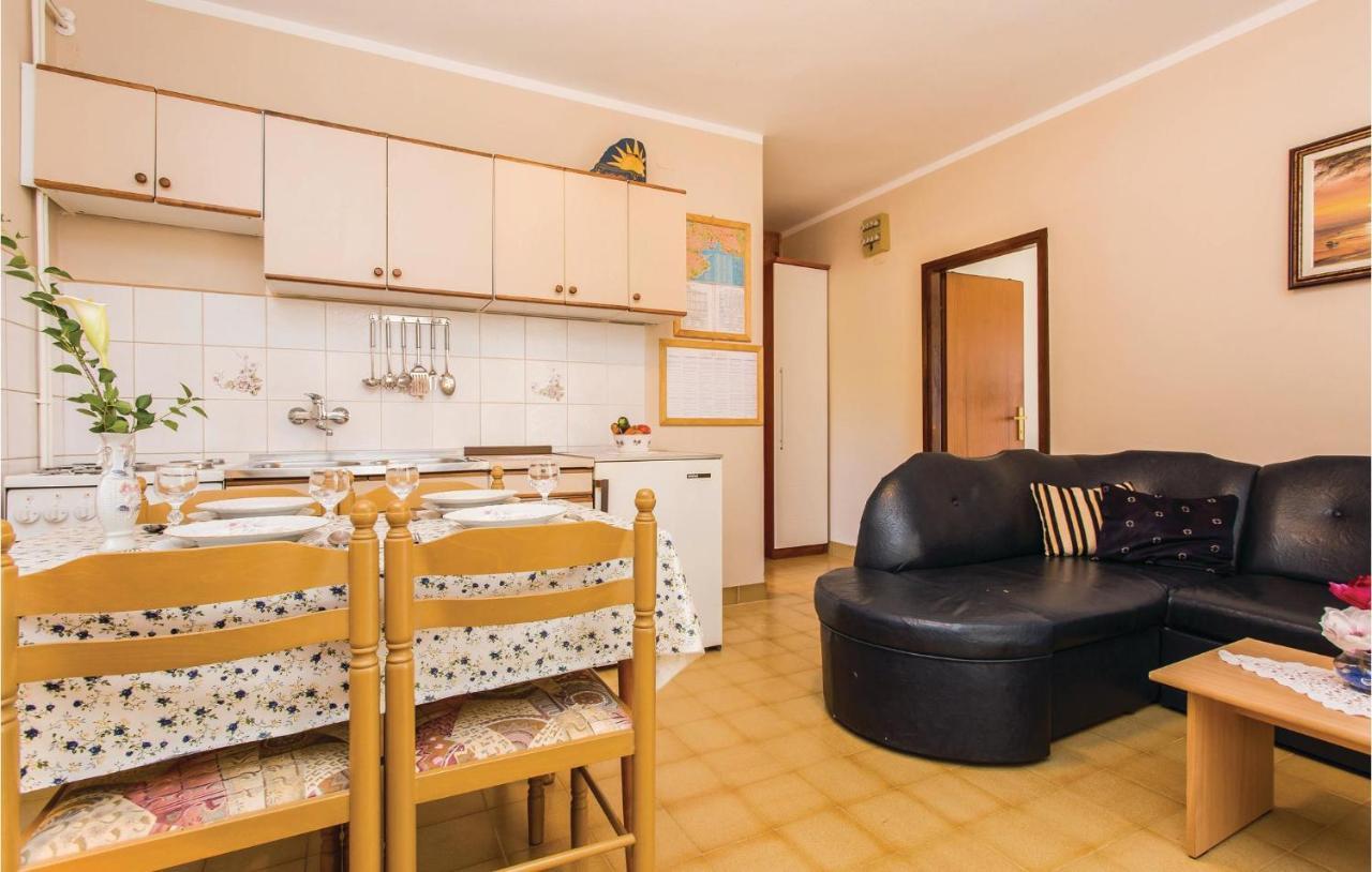 Stunning Apartment In Krk With Kitchen Krk Town Exteriör bild