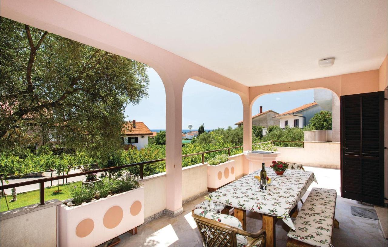 Stunning Apartment In Krk With Kitchen Krk Town Exteriör bild