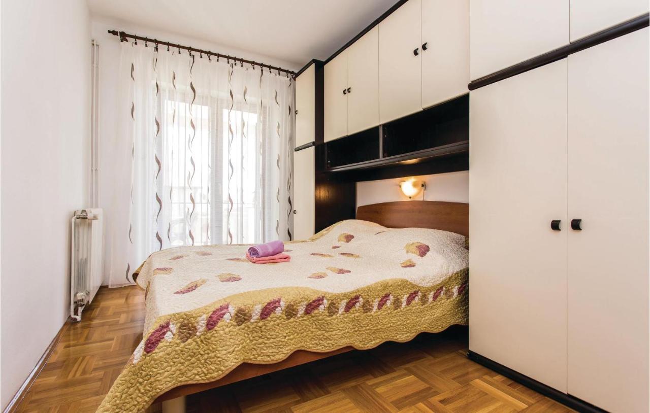 Stunning Apartment In Krk With Kitchen Krk Town Exteriör bild